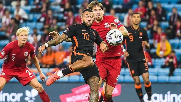 Hollanda Norveç maçı canlı yayın şifresiz nasıl izlenir? Hollanda Norveç canlı yayın izleme yolları...