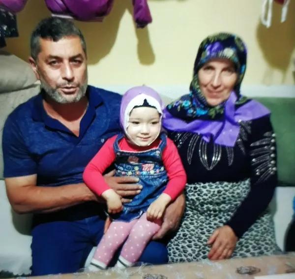 Ailesi için canını feda etti! Alevlerin arasına daldı - 1