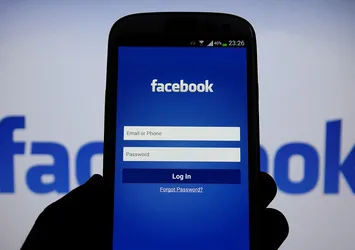Facebook iftar saatini yanlış verdi!
