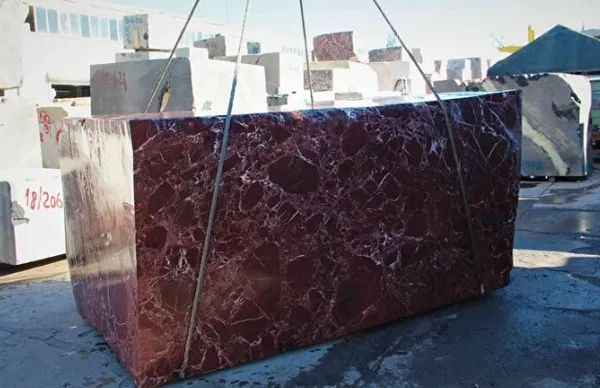 Rengi ve dokusuyla dünyada tek! ’Elazığ Vişne Mermeri’nde TOGG talebi