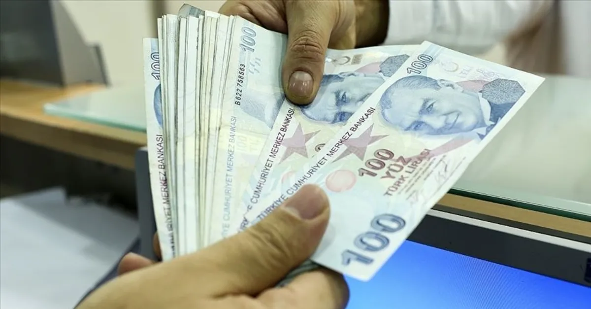 Emeklinin bayram ikramiyesi artacak mı?