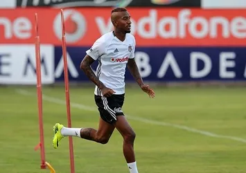Talisca ve Aras sahada