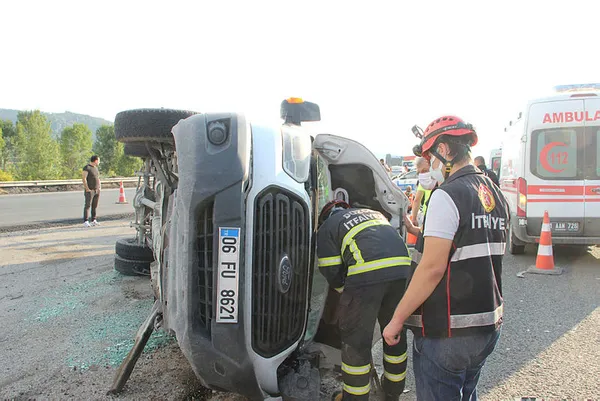 son-dakika-anadolu-otoyolu-istanbul-istikametinde-minibus-ile-otomobil-carpisti-yaralilar-var-1631808859889.jpg Anadolu Otoyolu İstanbul istikametinde minibüs ile otomobil çarpıştı! Yaralılar var - 2