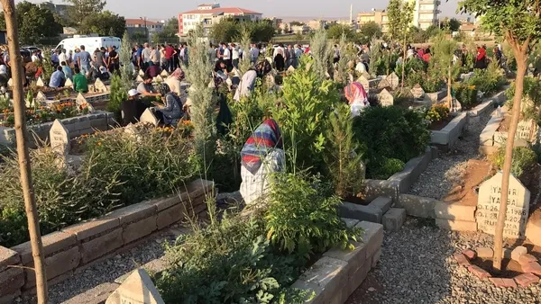 batmanda-1-haftada-40-kisi-hayatini-kaybetti-1629923495296.jpg Batman’da 1 haftada 40 kişi hayatını kaybetti - 1