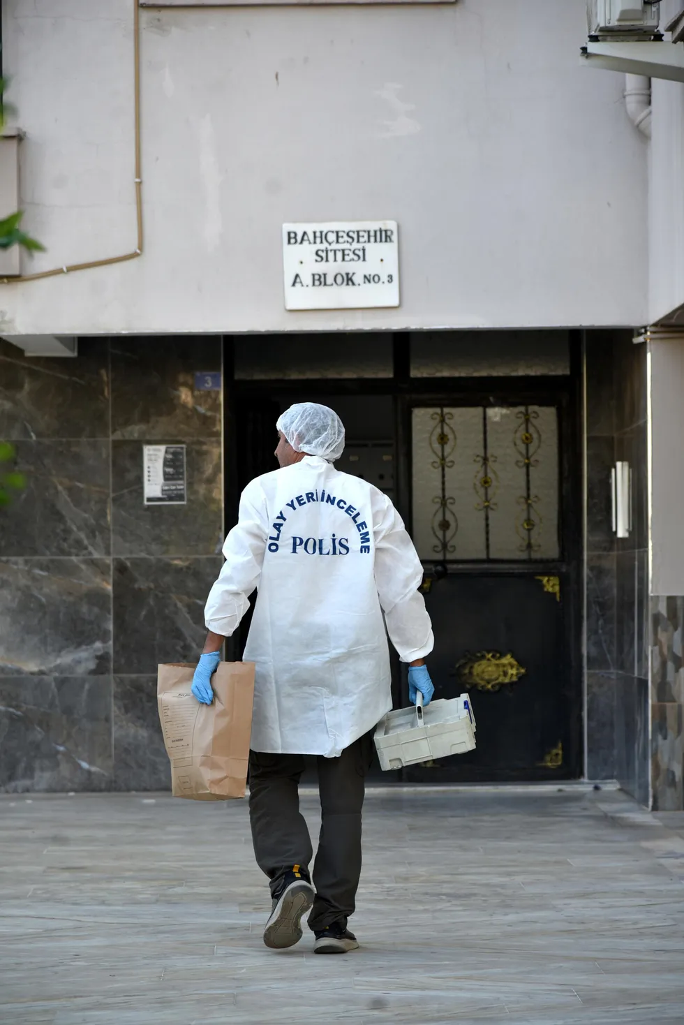 1787240607684.jpg Çilingirle girilen evde acı tablo! Anne ile kızı farklı odalarda ölü bulundu - 3