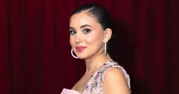 Anne olmak için gün sayan Karsu’dan baby shower partisi