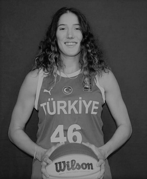 Milli basketbolcu Nilay Aydoğan hayatını kaybetti: Depremde enkaz altında kalmıştı