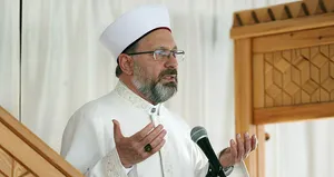 Diyanet İşleri Başkanı Erbaş’tan Kadir Gecesi mesajı