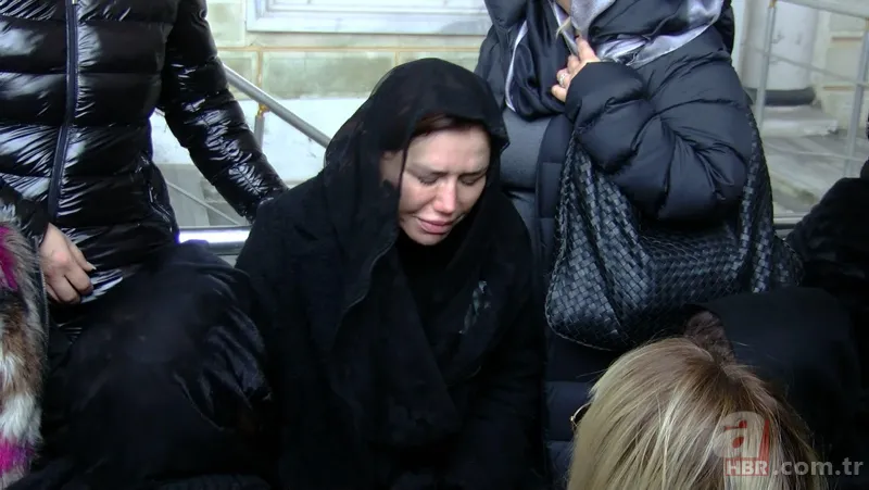 Şarkıcı Ceylan’ın acı günü! Yeğeni Nazlıcan Arkan'ı gözyaşları içinde uğurladı 5