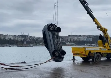 Şile’de otomobil denize uçtu