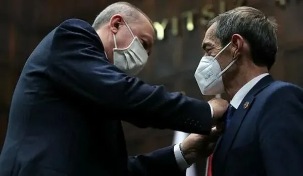 chpnin-nefreti-chp-canakkale-il-baskani-metin-umit-unaldan-insanlik-disi-paylasim-1618529270775.jpg CHP'nin nefreti! CHP Çanakkale İl Başkanı Metin Ümit Ünal’dan insanlık dışı paylaşım! - 3