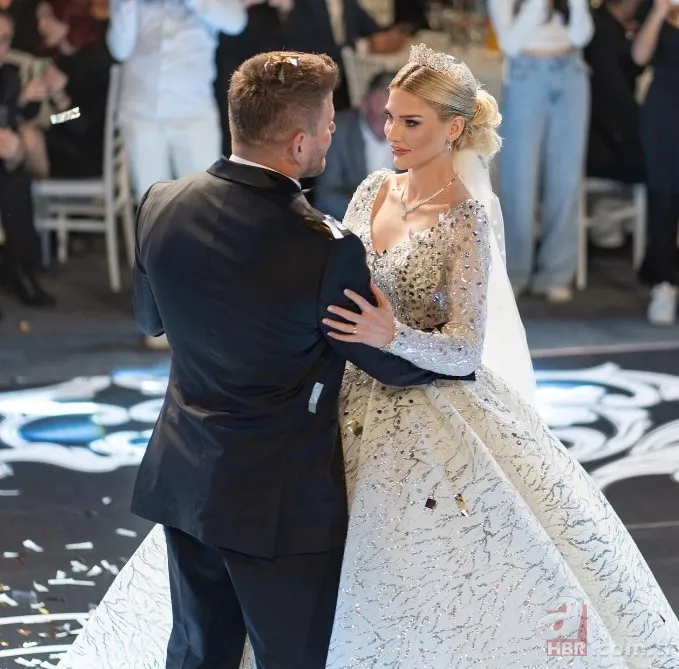 Paraların havada uçuştuğu düğünleri günlerce konuşulmuştu! İlayda Şeker’den BOMBA AŞK İTİRAFI! Bakın İsmail Balaban’a nasıl aşık olmuş 2