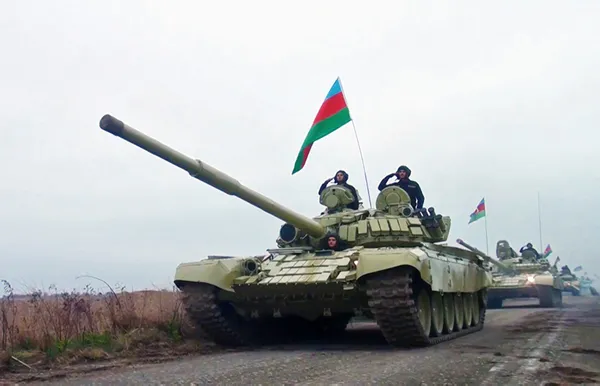 Kafkasya’nın Hiroşima’sı esaretten kurtuldu! Azerbaycan ve Türk bayraklarıyla Ağdam’a girdiler