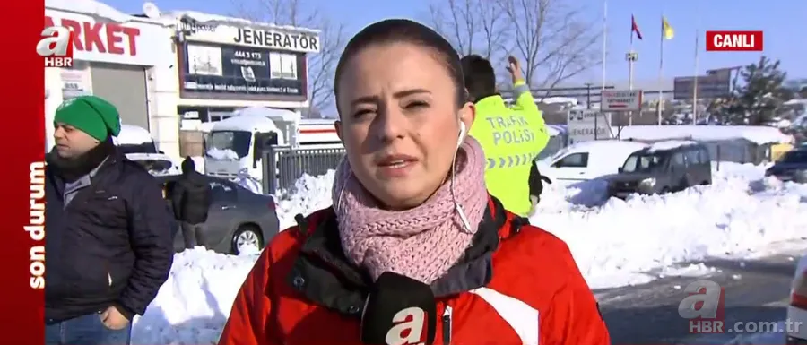 İstanbul'da sürücülerin kar çilesi sürüyor: Hadımköy'deki trafik yoğunluğu havadan görüntülendi! Kilometrelerce araç kuyruğu oluştu 8