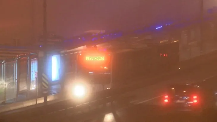 İstanbul güne yoğun sisle başladı! Yola çıkacaklar dikkat