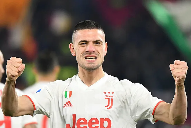 Bakan Kasapoğlu Merih Demiral’ı telefonla arayarak kutladı