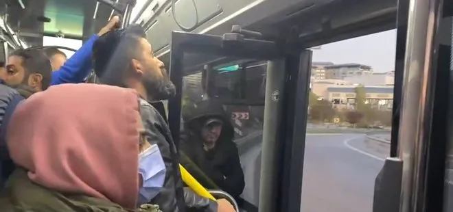 İETT skandallarına bir yenisini daha ekledi! Yolcular kapısı açık otobüste metrelerce yolculuk yaptı