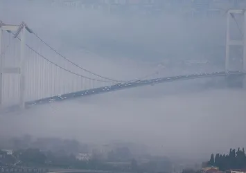 İstanbul'da ulaşıma sis engeli