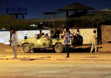 Sudan'da ordu 'isyancı istihbaratçılara' operasyon düzenledi