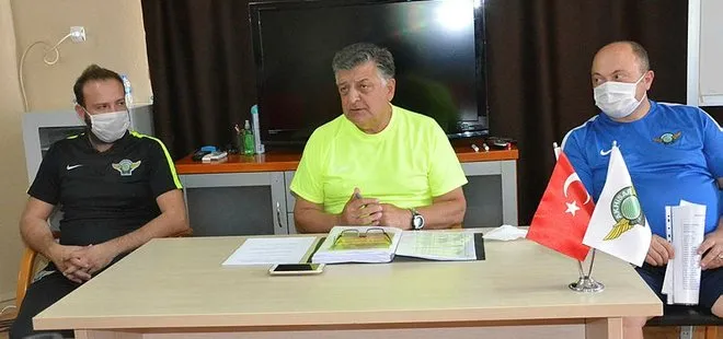 12 kişinin pozitif çıktığı Akhisarspor yeniden korona testine girdi