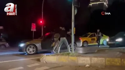 Üsküdar’da yumruk yumruğa kavga kamerada