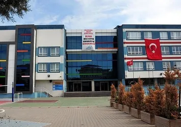 FETÖ'nün eski okulunda 500 mermi kovanı çıktı