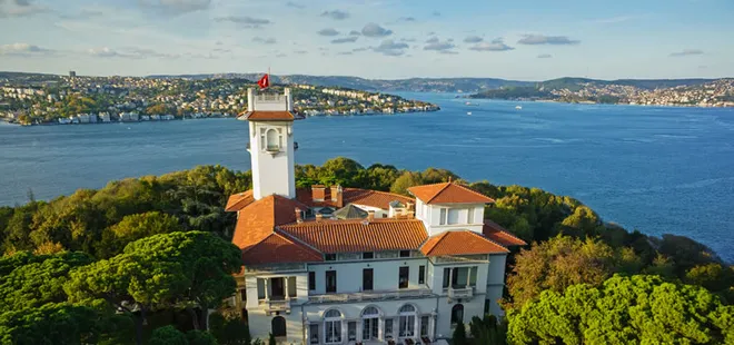 CHP’li İBB Hidiv Kasrı’nı yıkılma tehlikesiyle karşı karşıya bıraktı