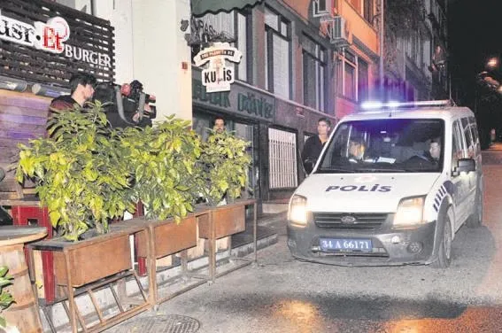 'Ekşi Elmalar' galasına Şükran Ovalı damga vurdu - 2