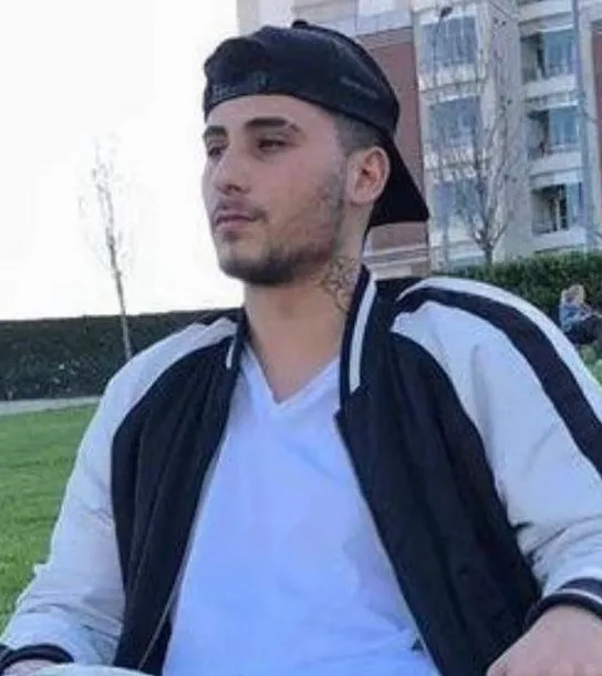 beylikduzunde-otoparktaki-uyari-olumle-sonuclandi-cinayetin-suphelileri-yakalandi-1666426351847.jpg Beylikdüzü'nde otoparktaki hız uyarısı sonu oldu! - 4
