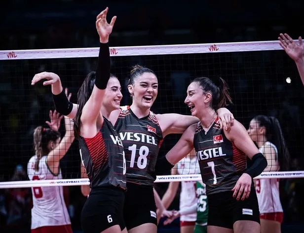 saliha-sahin-kimdir-kac-yasinda-ve-nereli-turkiye-abd-voleybol-macindaki-performansiyla-gundeme-oturdu-1656838917141.jpg Saliha Şahin kimdir, kaç yaşında, hangi takımda oynuyor? Türkiye-ABD voleybol maçındaki performansıyla gündeme oturdu - 1