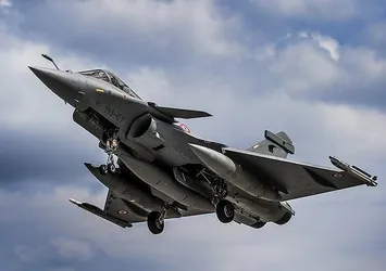 Rus bombardıman uçakları Fransız sahillerinde
