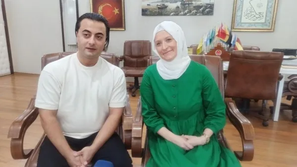 Eşinin namaz kılması ve oruç tutması hidayetine vesile oldu - 3