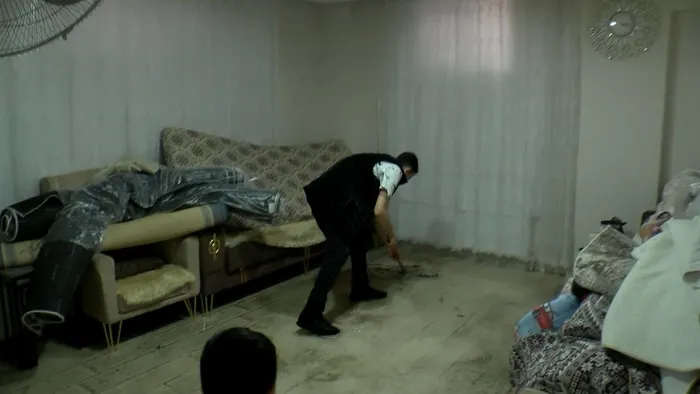 istanbulda-dolu-yagisi-yollar-gole-dondu-araclar-ilerlemekte-zorlandi-1748535322301.jpg FOTOĞRAF: DHA