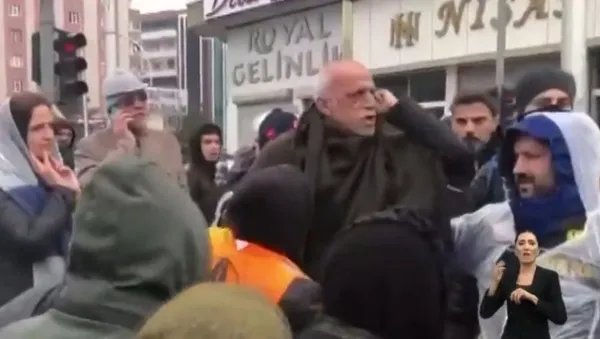 Diyarbakırlı depremzededen HDP’li Garo Paylan’a veryansın: Sen Diyarbakır’ın çöpü olamazsın