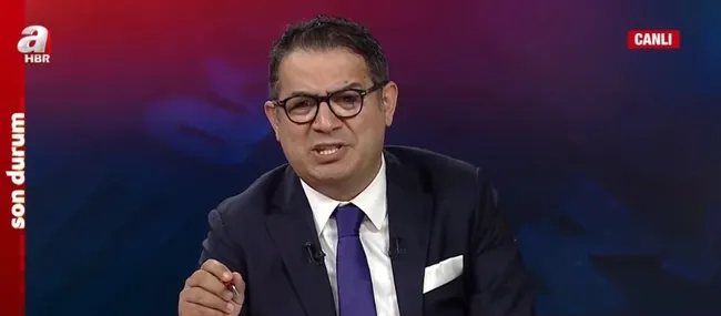 baba-oglu-girtla-girtlaga-koltuk-savasi-chpde-neler-olacak-ekrem-imamoglunun-hedefi-ne-1688723565812.jpg Baba-oğul gırtla gırtlağa koltuk savaşı! CHP’de neler olacak? Ekrem İmamoğlu'nun hedefi ne? - 2