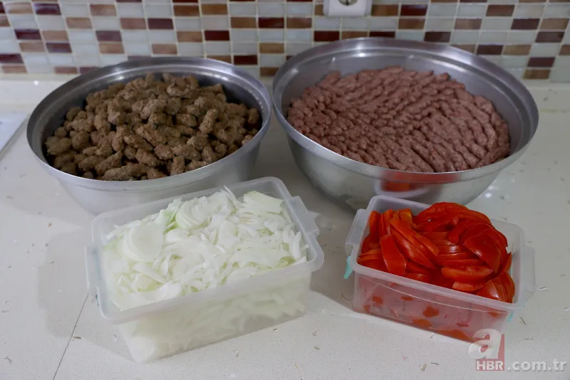 Önce haşlanıyor sonra kızartılıyor! Edirne’nin sokak lezzetine doyum olmuyor 6