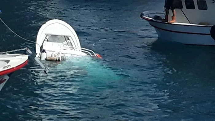 İstanbul Boğazı'nda gemi ile tekne çarpıştı: 2 kişi hayatını kaybetti - 1