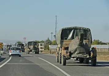 Suriye sınırına askeri sevkiyat