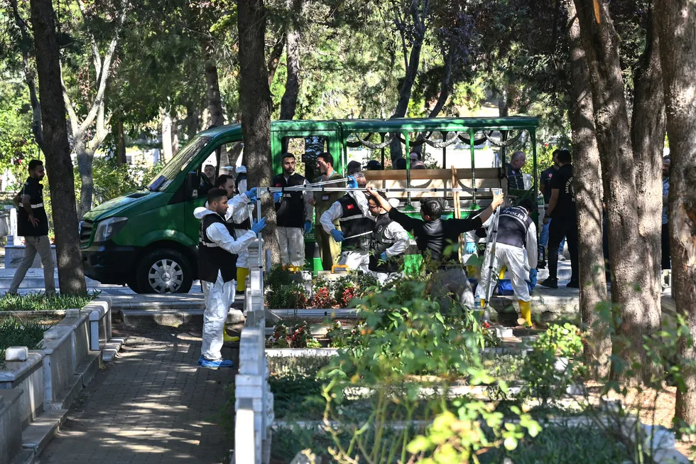 Kaşif Kozinoğlu’nun mezarı 15 yıl sonra açıldı: Bozulmayan yumuşak dokular! Şüpheli ölümün sırrını adli tıp çözecek - 8