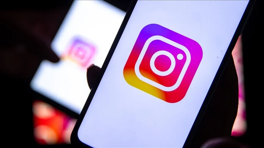 instagram-ve-facebook-coktu-mu-2026-erisim-sorunu-neden-yasaniyor-1781273034672.jpg Gönderi akışlarının yenilenmemesi kullanıcıların en sık bildirdiği sorunlar arasında yer aldı. (Fotoğraf: A Haber)