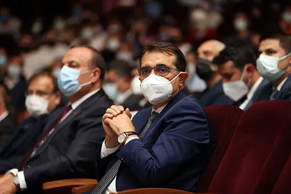 enerji-ve-tabii-kaynaklar-bakani-fatih-donmezden-yerli-dogal-gaz-aciklamasi-1636121466979.jpg Enerji ve Tabii Kaynaklar Bakanı Fatih Dönmez'den yerli doğal gaz açıklaması - 2
