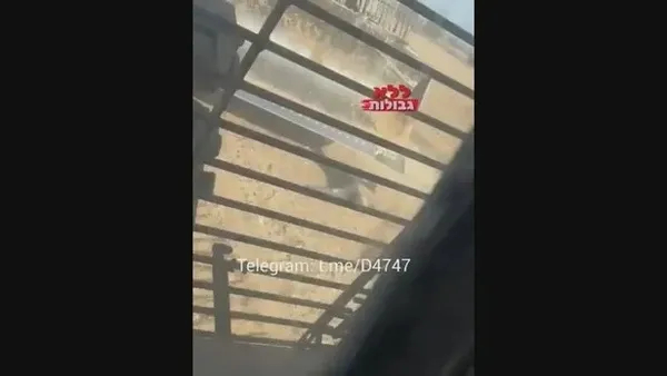 1699738428715.jpeg Bunlar insan değil! Katil İsrail ordusuna ait Buldozer Filistinli sivilin üstünden geçti - 4
