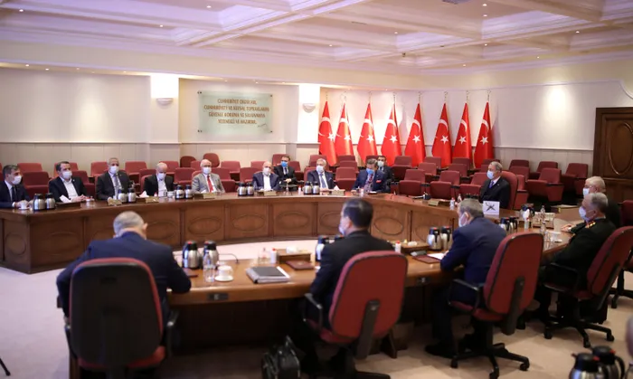 Son dakika: Bakan Akar ve Genelkurmay Başkanı Güler’den ’ordu satılmış’ diyen CHP’li vekil Ali Mahir Başarır’a sert tepki