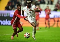 Galatasaray’ın bileği bükülmüyor