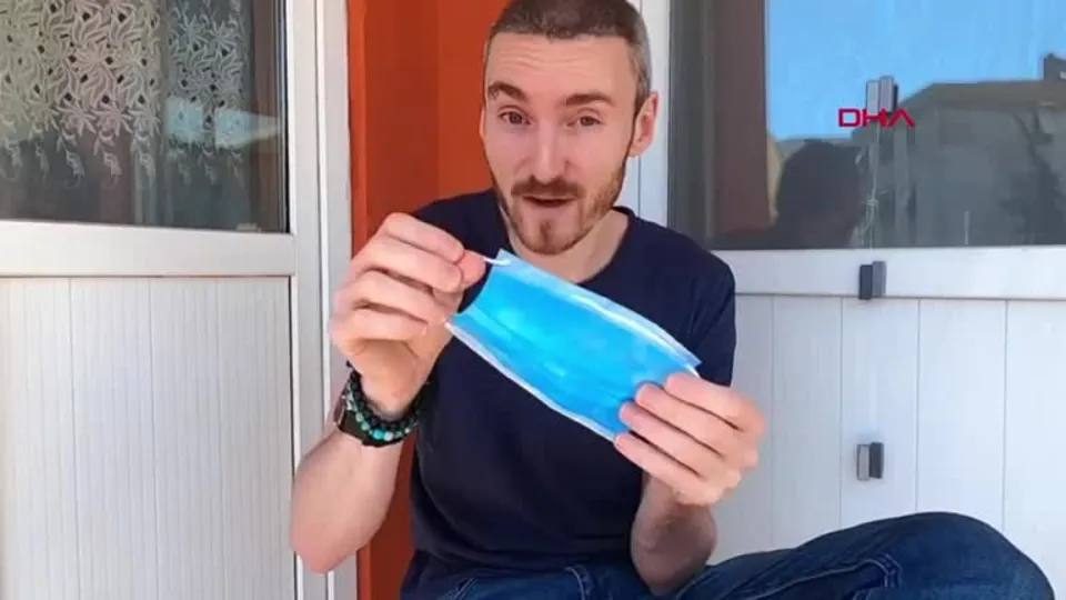 Son dakika: Fransız vatandaşın duygulandıran maske anısı! Türklerin altın kalbi var |Video