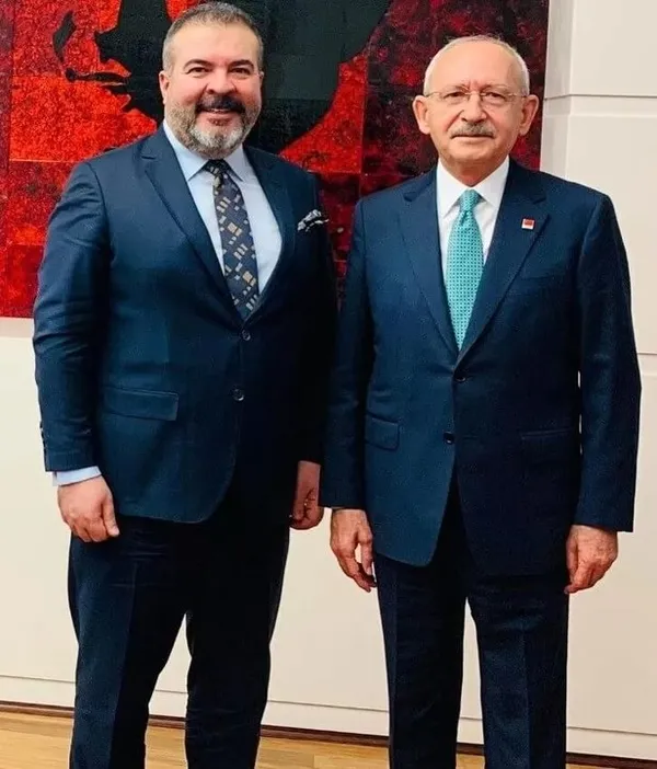 1687798497091.jpg Baba-Oğul kavgası boyut atladı! CHP Genel Başkan Yardımcısı Devrim Barış Çelik’ten İmamoğlu’na zehir zemberek sözler - 3