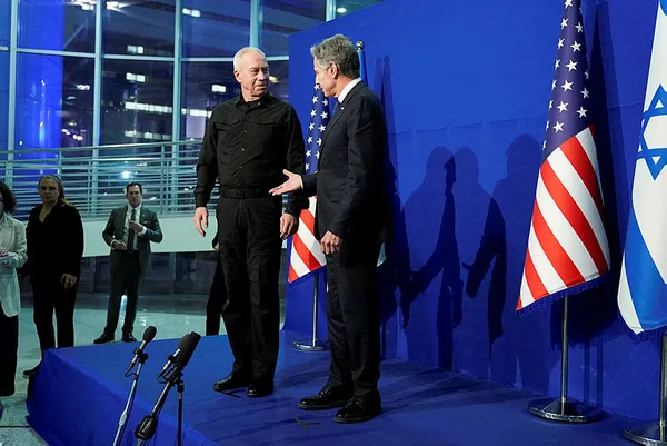 Ben Yahudiyim diyen ABD Dışişleri Bakanı Blinken İsrail Savaş Kabinesi’nde