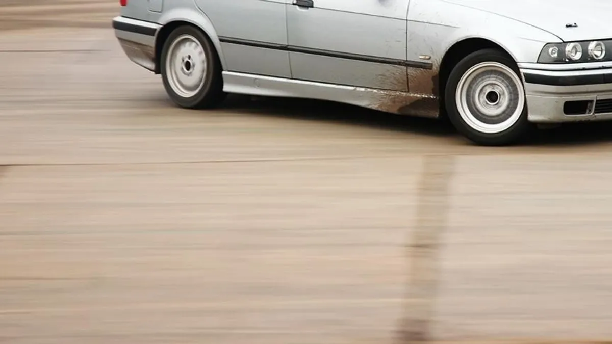 Otomobiliyle drift yapan sürücüye ceza