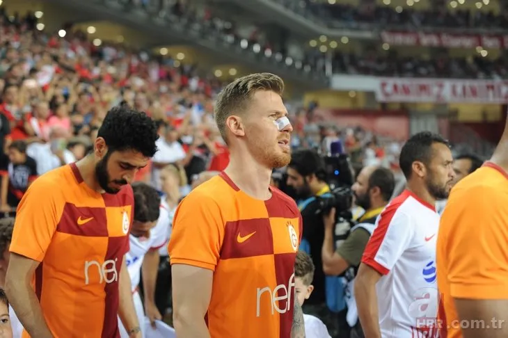 Galatasaray’da Serdar Aziz ise yollar ayrıldı