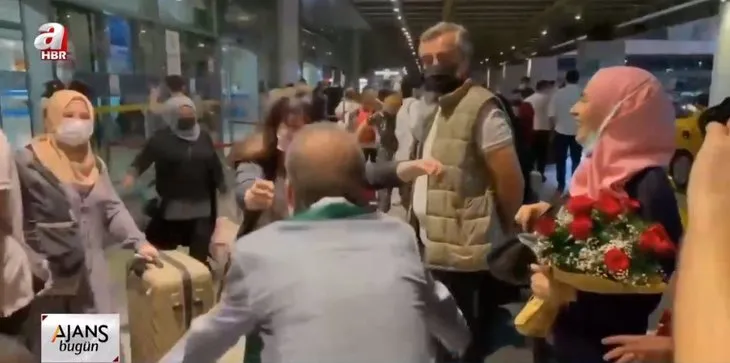 Savaşın ayırdığı aile 12 yıl sonra kavuştu! Hasret İstanbul'da son buldu
